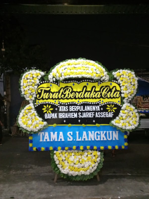 Papan Bunga Duka di Kutalimbaru